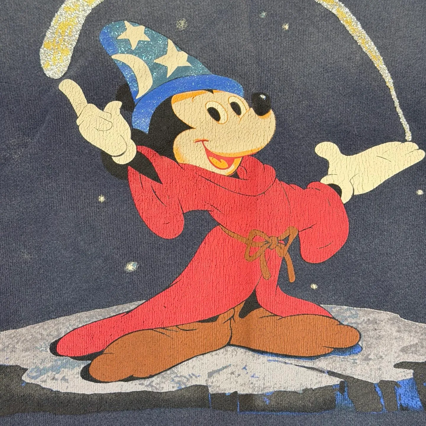 Correct accessories Printing details SAINT M×××××× Disney FANTASIA DNF_CREW N SWEAT/FANTSIA Mickey sweatshirt Assute dyed ready-made garments, oxidation and fading, multiple washes to make old wormhole damage treatment, simulated sun fading treatment, natural fading, customized Disney cooperation wash mark, correct main mark